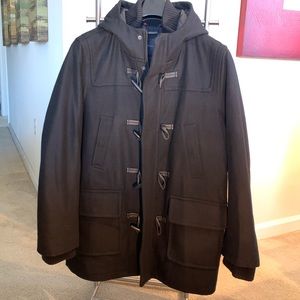 Men’s Tommy Hilfiger wool toggle coat.